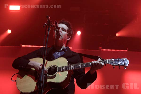 BELLE AND SEBASTIAN - 2019-11-01 - PARIS - Grande Halle de La Villette - 